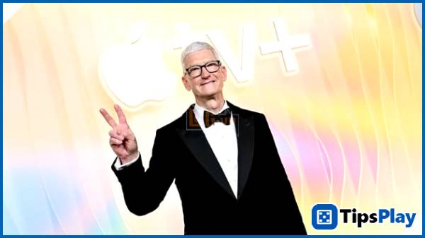 images 1 of Tim Cook steps down as Apple CEO after 14 years, John Ternus officially succeeds him.