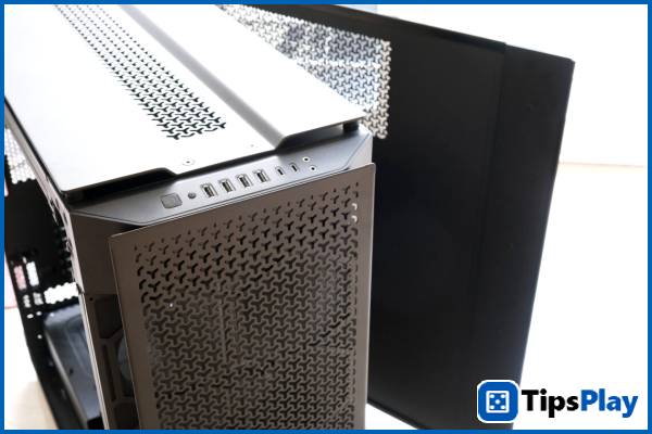 images 1 of Corsair 9000D RGB Airflow – Hands-on and Quick Review