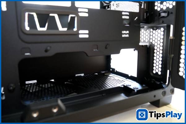 images 13 of Corsair 9000D RGB Airflow – Hands-on and Quick Review