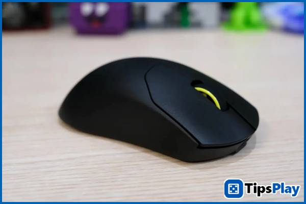 images 8 of Corsair Saber v2 Pro Ultralight Wireless – Gaming Gear Review