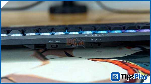 images 4 of Corsair Vanguard Air 99 Wireless: An all-in-one 8,000Hz keyboard with integrated Stream Deck for gamers and streamers.