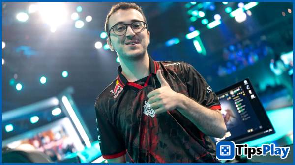 images 2 of G2's jungler SkewMond broke the LP record on the EUW server.