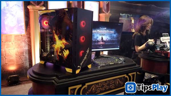 images 2 of Lineage W announced its launch date at a launch event in Ho Chi Minh City.
