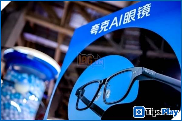 images 1 of AI-powered glasses for rent are booming in China, becoming a new 'lifesaver' in exam rooms.