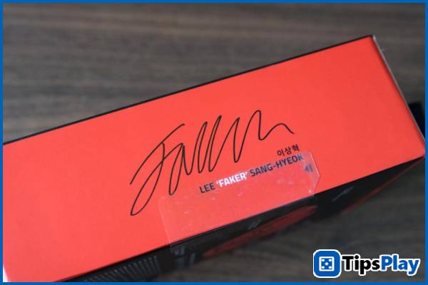 images 2 of Razer Viper V3 Pro Faker Edition – Improvements in the world of competitive gaming mice.