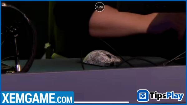 images 1 of Razer Viper V4 Pro revealed despite clever camouflage.