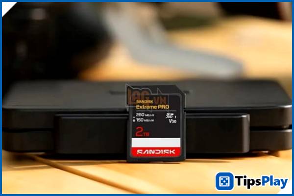 images 3 of SanDisk launches 2TB SD memory card priced at up to $2,000.