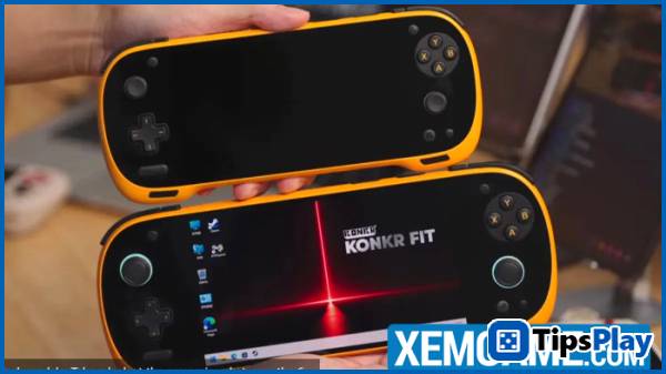 images 1 of The Ayaneo Konkr Fit is a handheld console equipped with a Ryzen AI 400 chip, an OLED screen, and an 80 Wh battery.
